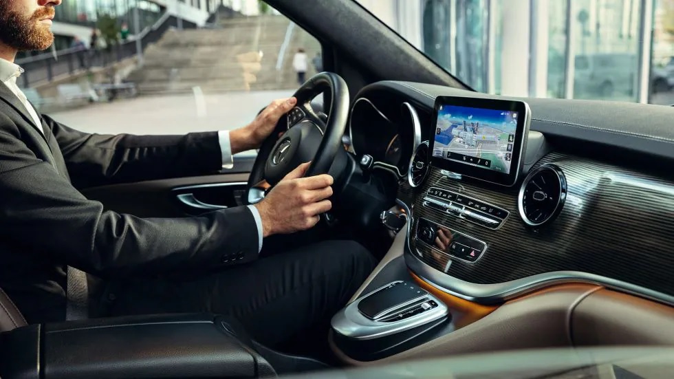 round all over trip uae